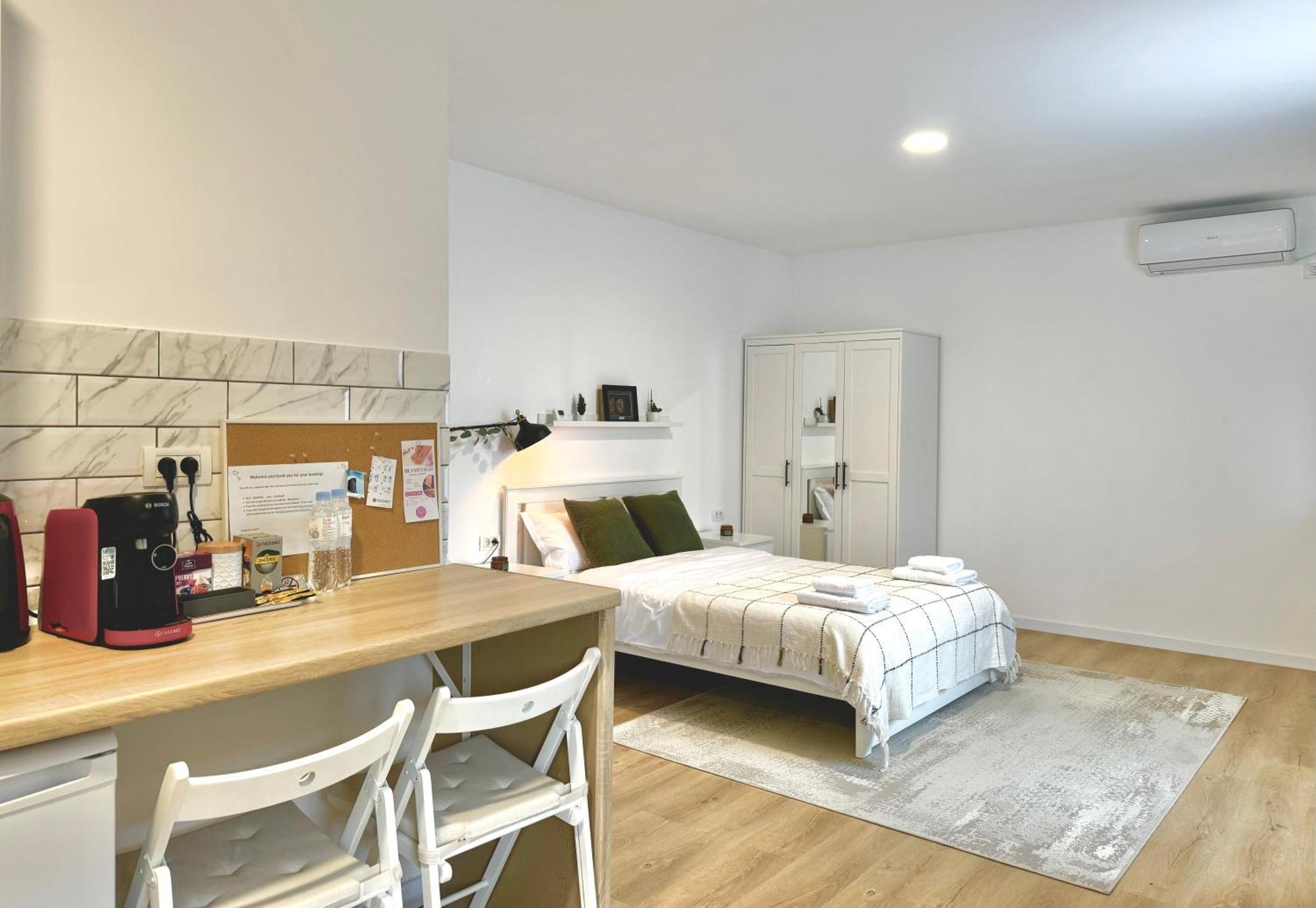 Sky Residence Airport Therme Otopeni 1 Ngoại thất bức ảnh